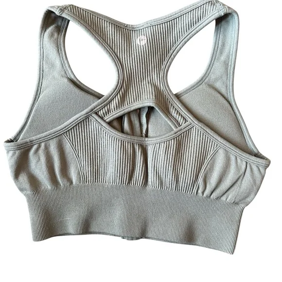 Front-Zip Ribbed Sports Bra - Picture 2 of 3